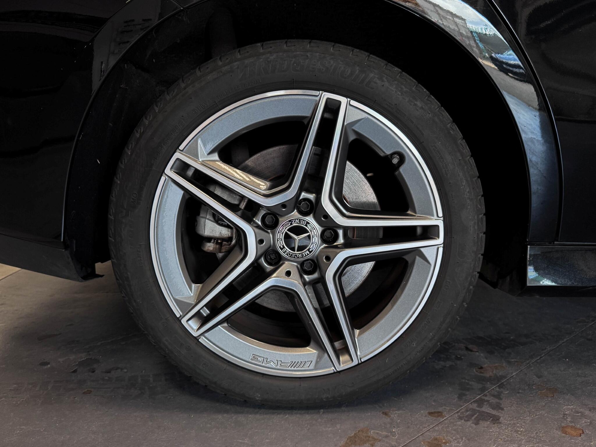 Mercedes-Benz Cla view 60