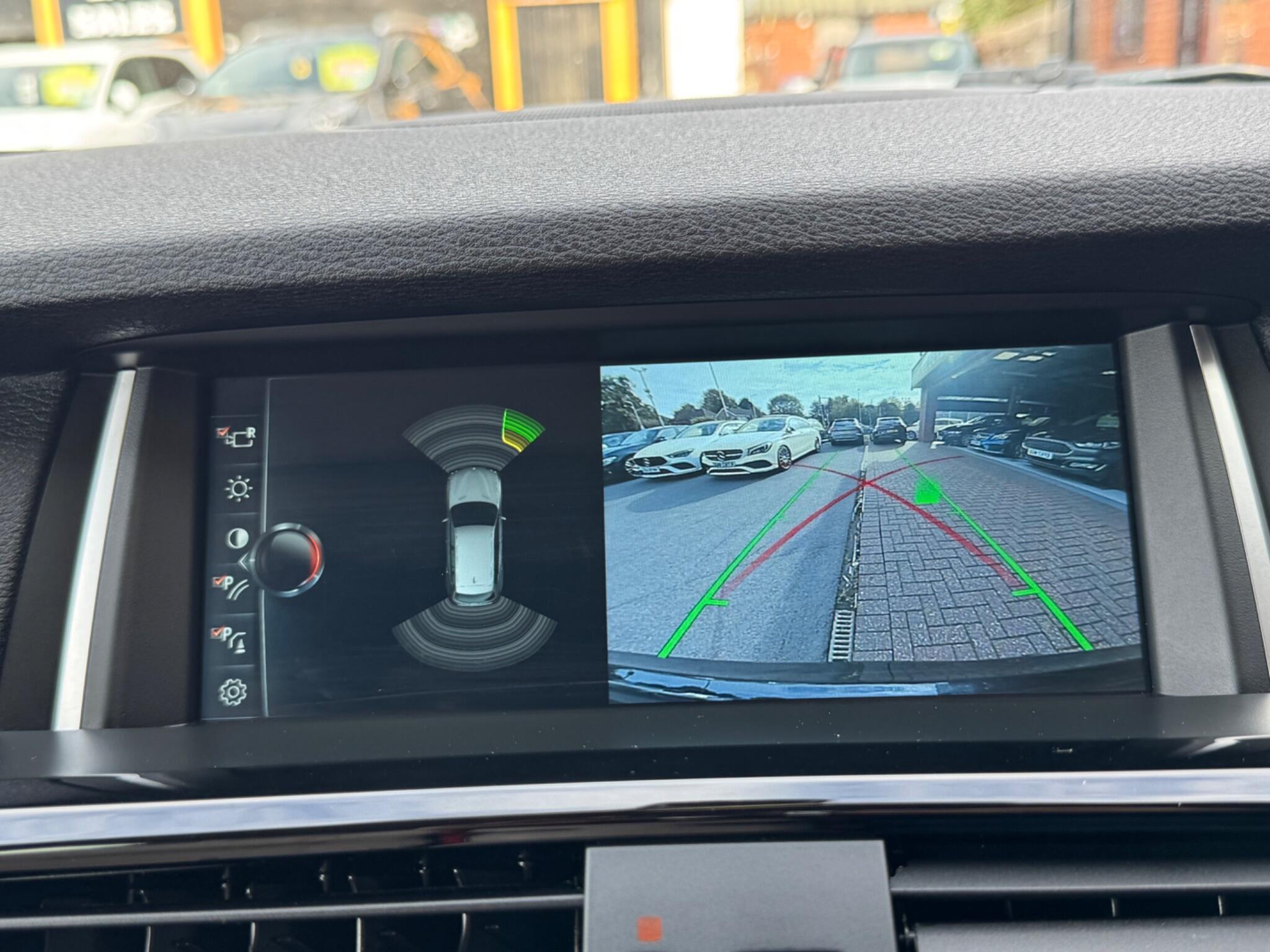 BMW X3 view 25