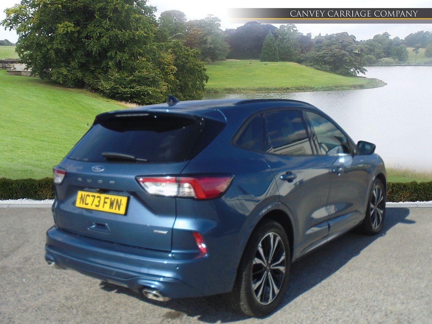 Ford Kuga view 3