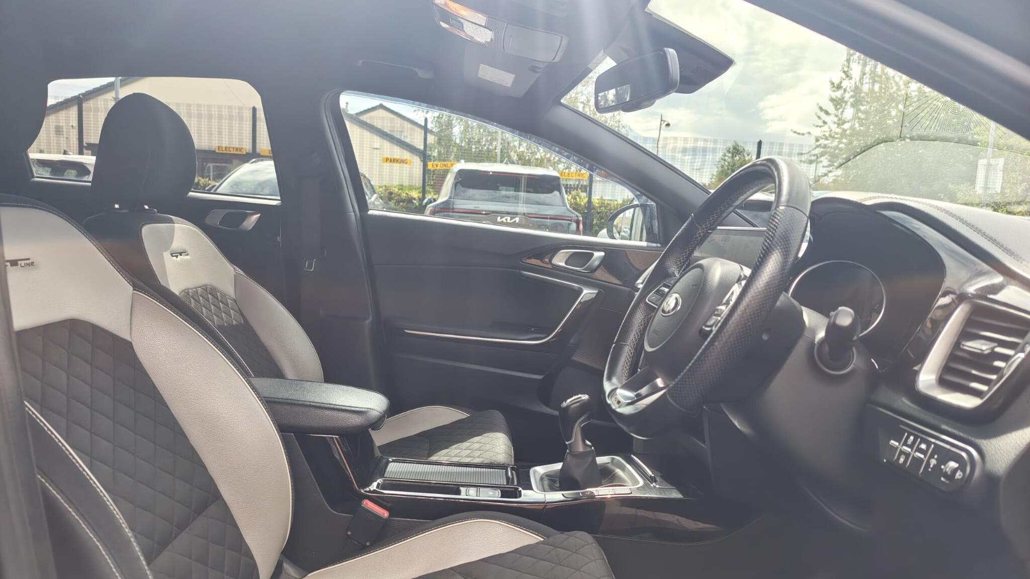 Kia Proceed view 20