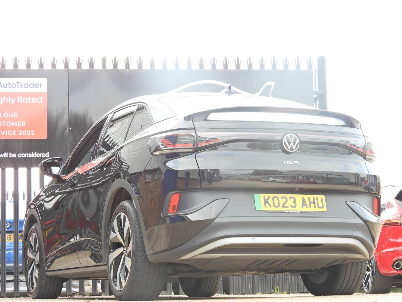 Volkswagen ID.5 view 2