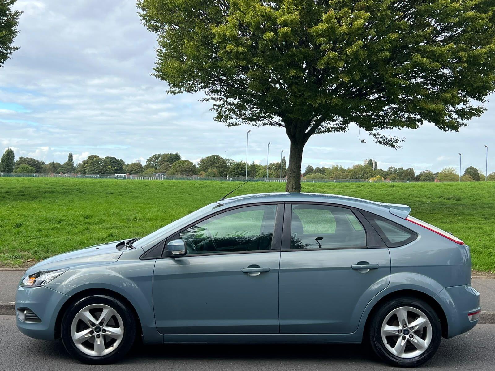 Ford Focus view 8