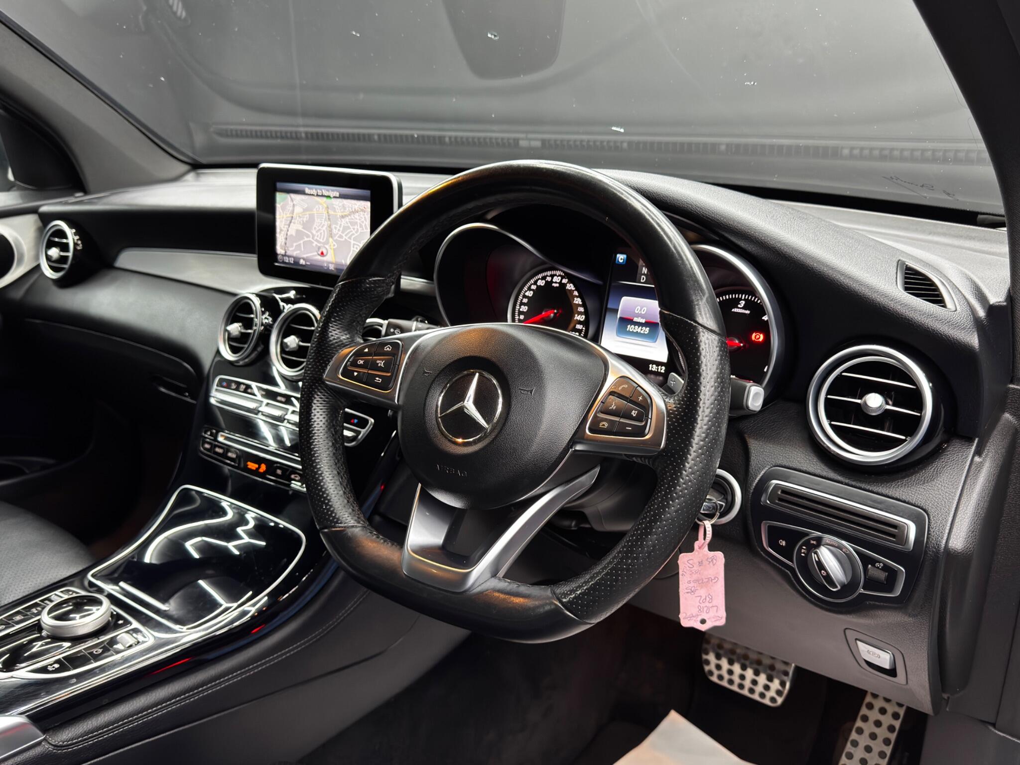 Mercedes-Benz GLC view 9