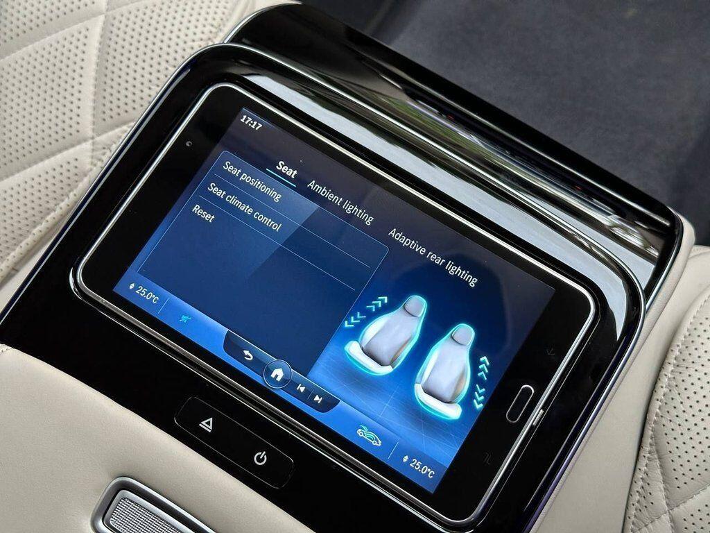 Mercedes-Benz S-Class view 72