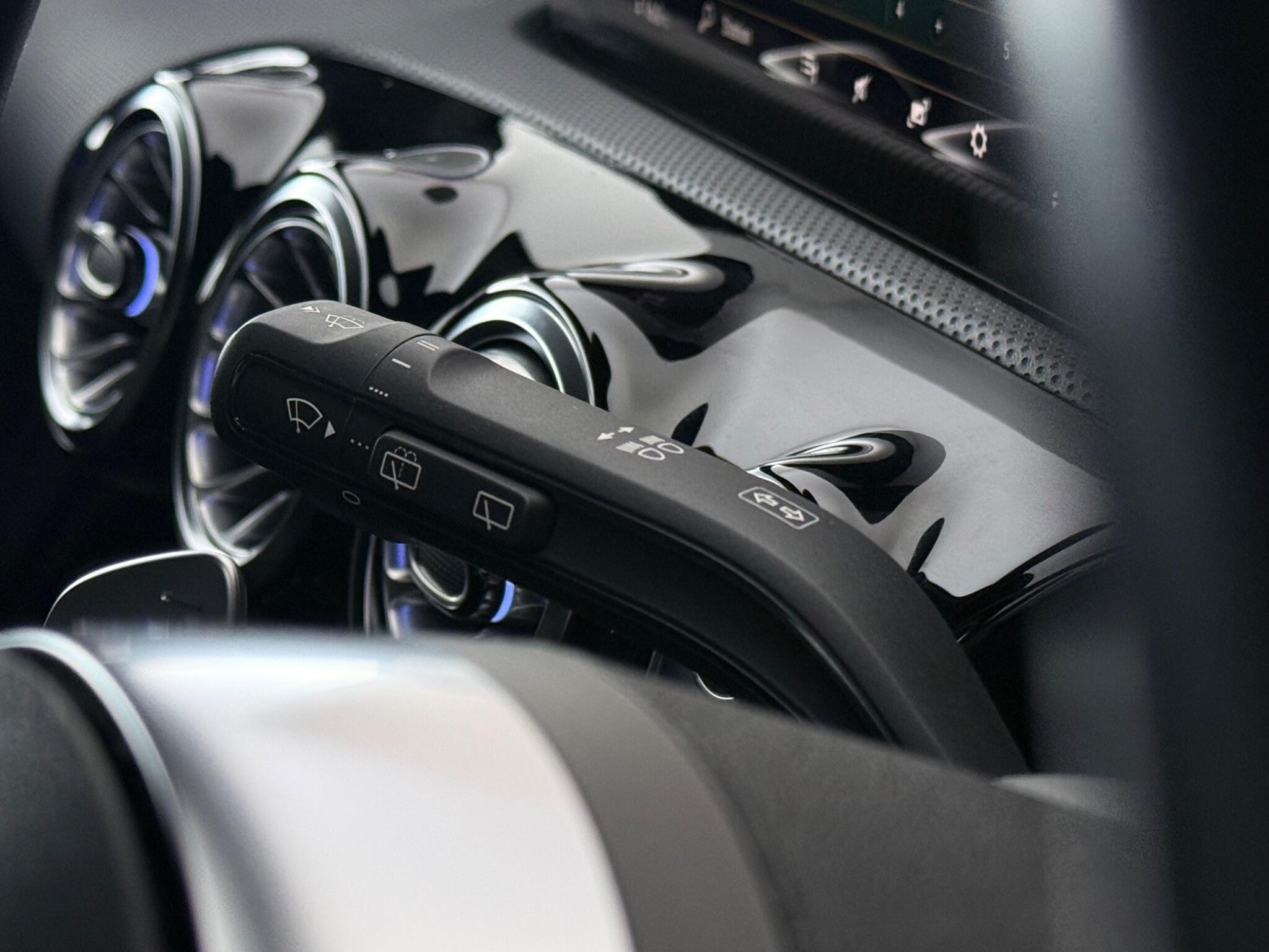 Mercedes-Benz CLA view 16