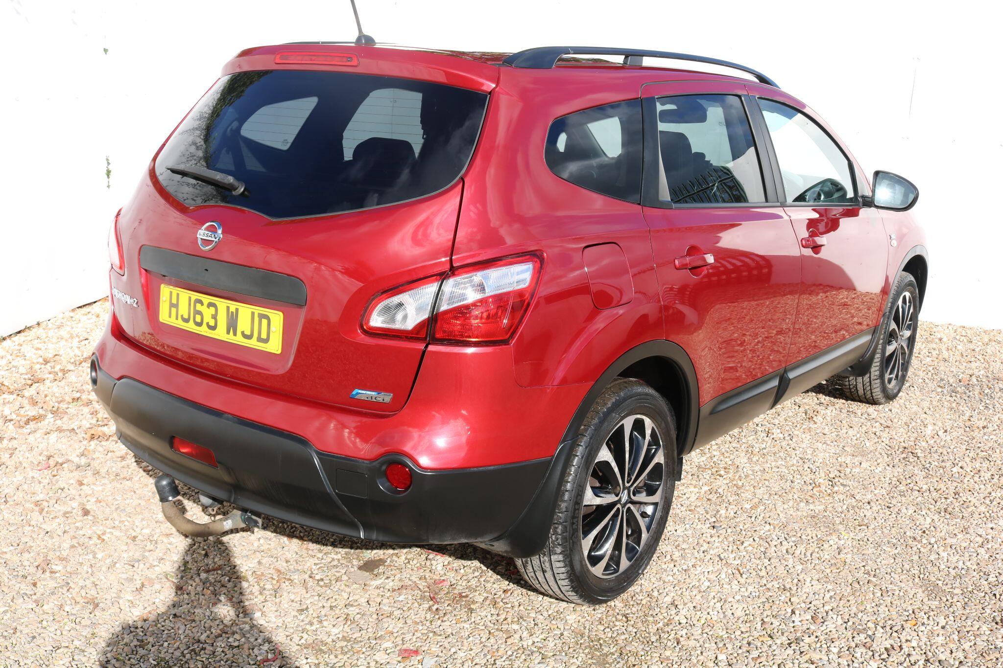 Nissan Qashqai+2 view 7