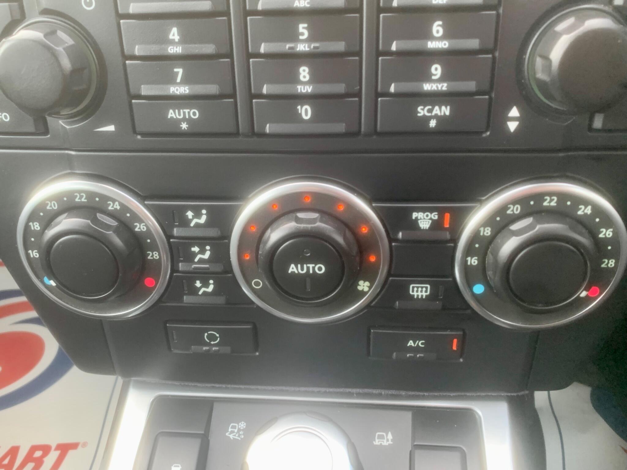 Land Rover Freelander 2 view 29
