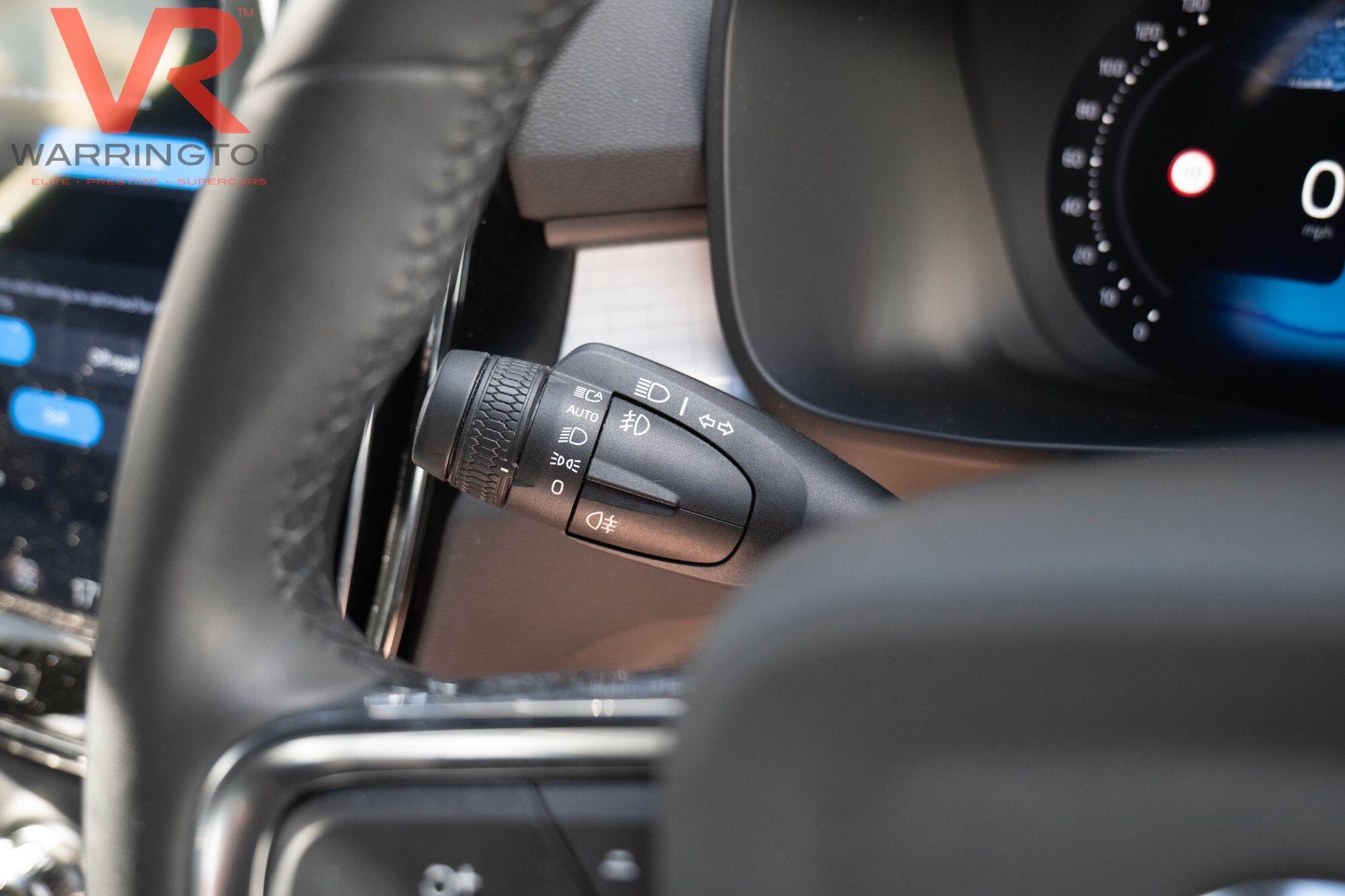 Volvo XC40 view 10