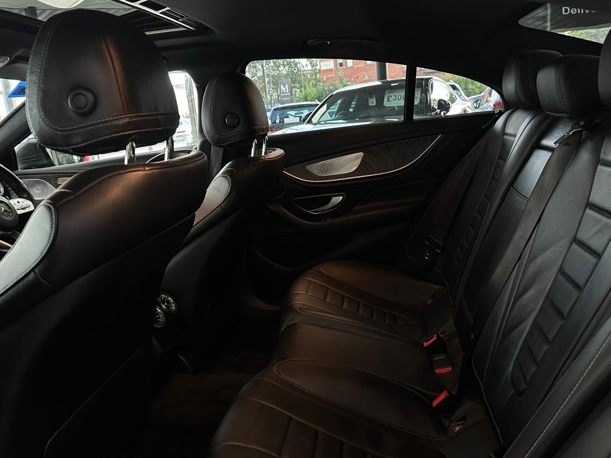 Mercedes-Benz CLS view 38