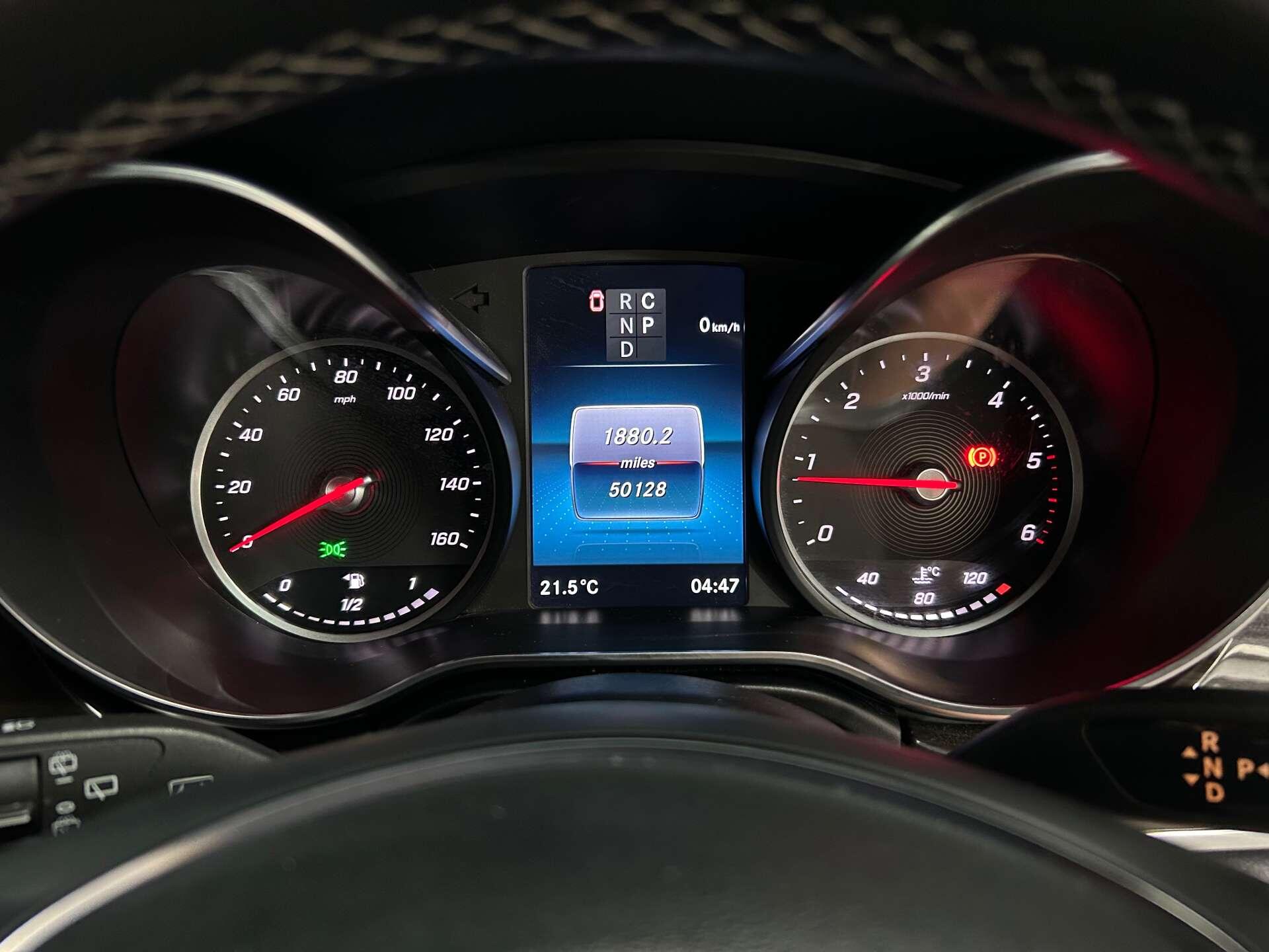 Mercedes-Benz V Class view 36