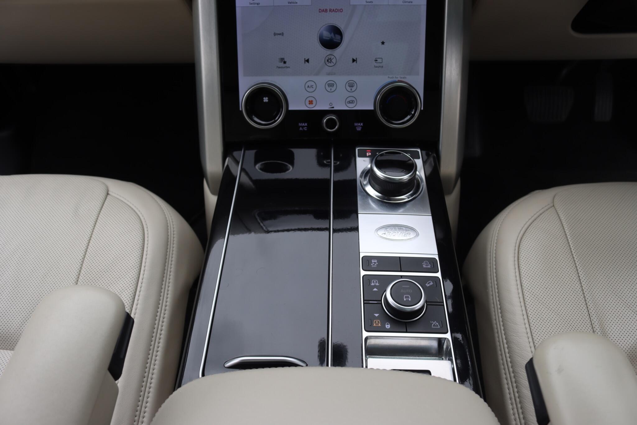 Land Rover Range Rover view 60