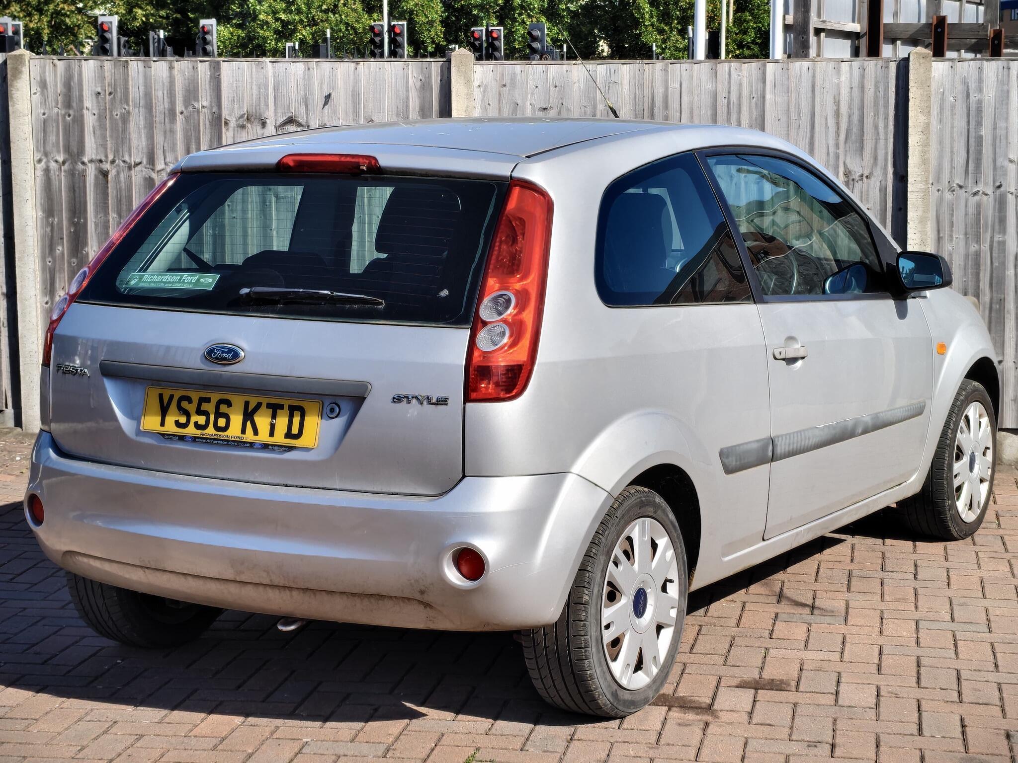 Ford Fiesta view 5
