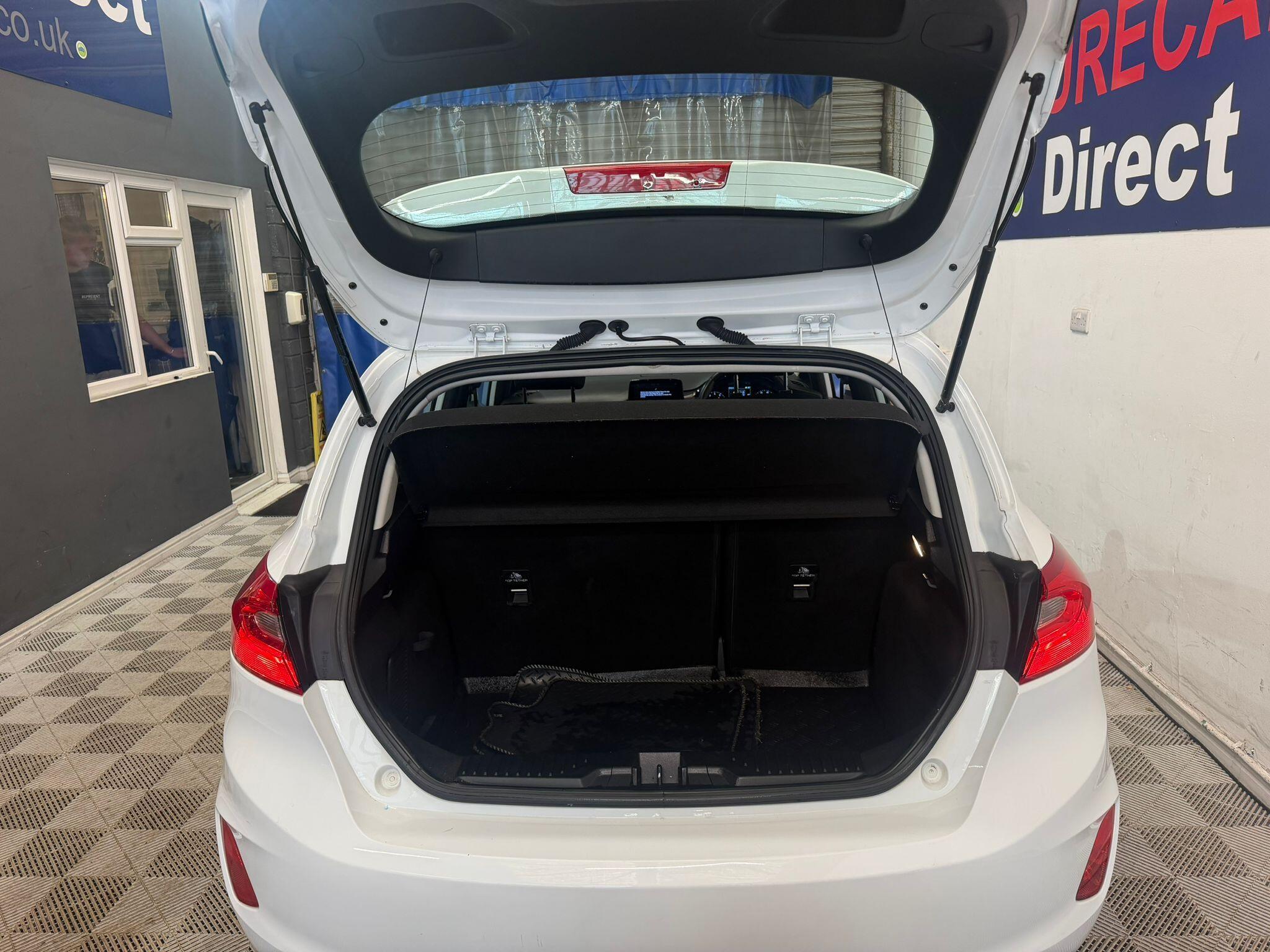 Ford Fiesta view 9