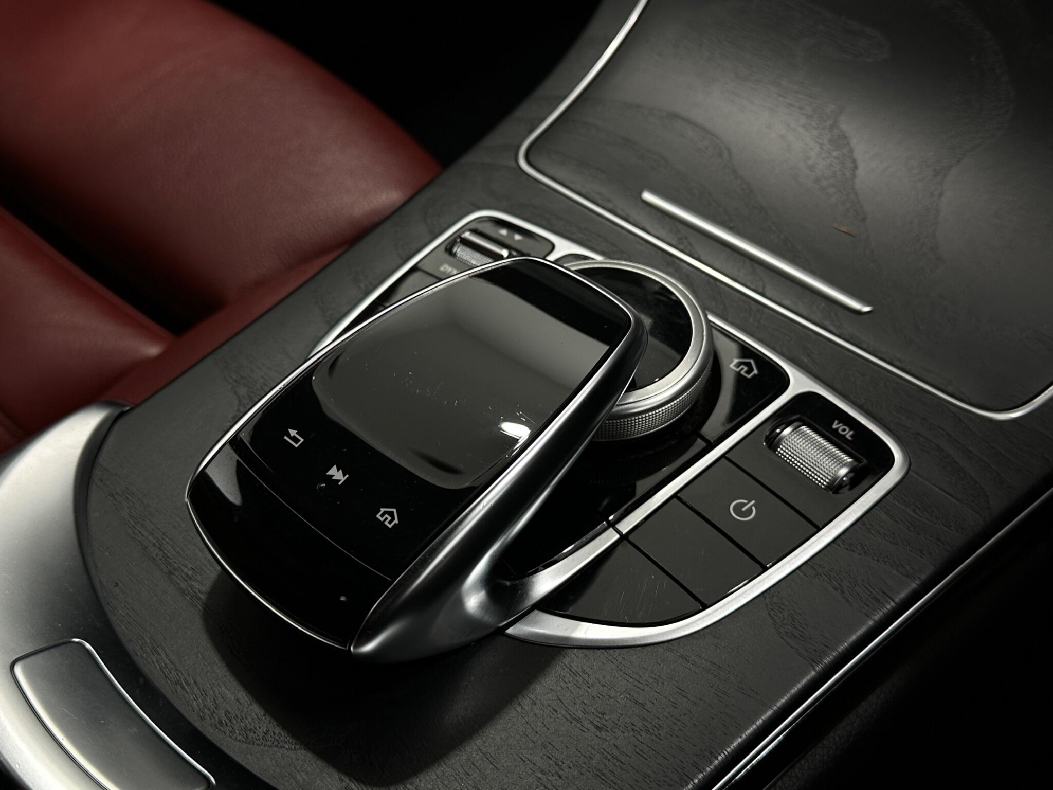 Mercedes-Benz C Class view 22