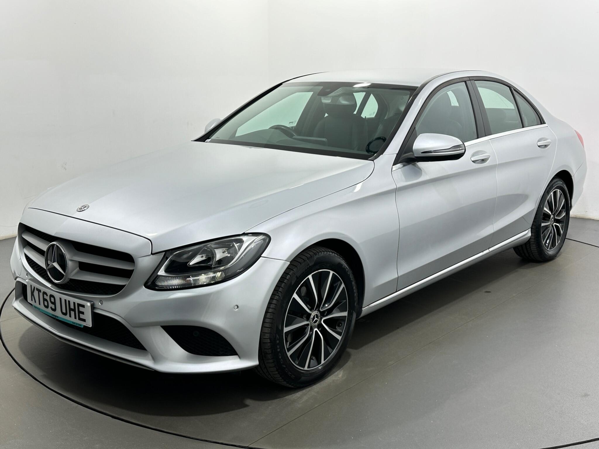 Mercedes-Benz C-Class view 54