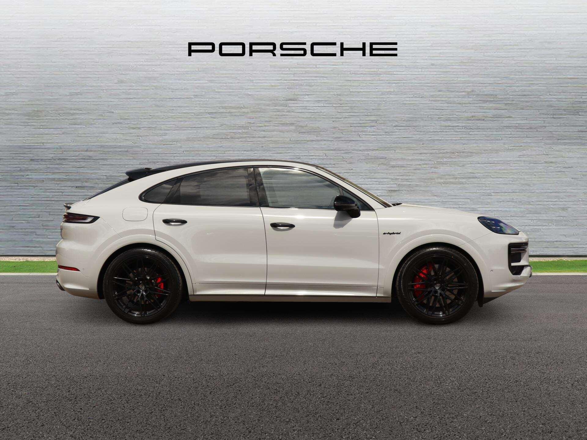 Porsche Cayenne view 2