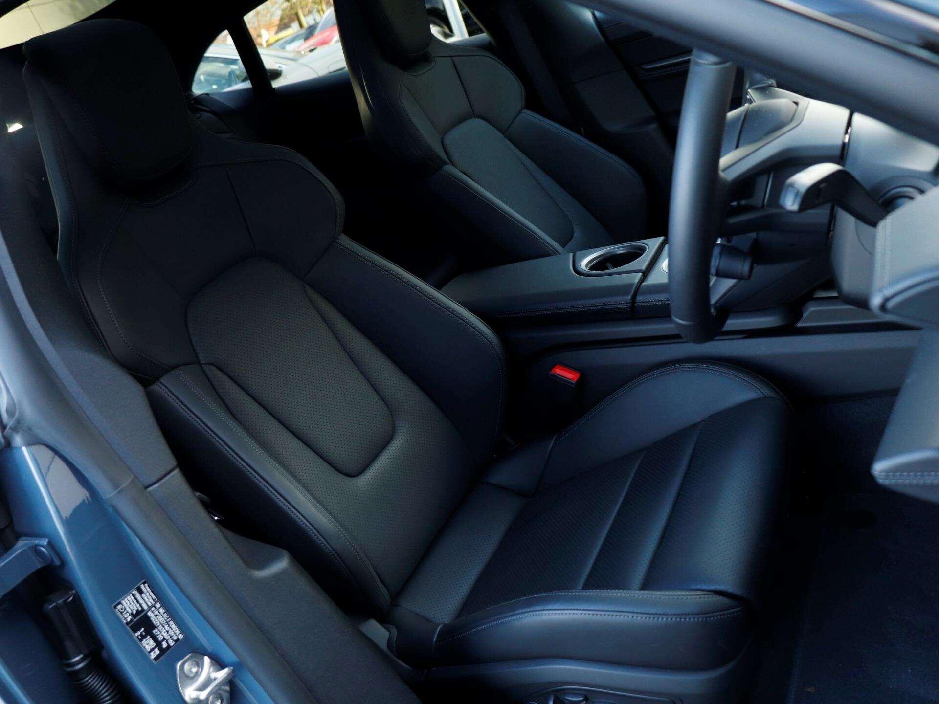 Porsche Taycan view 24