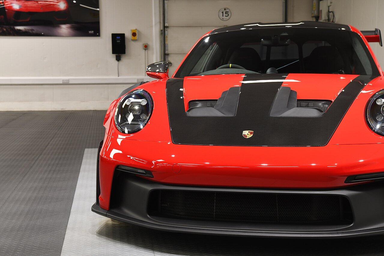 Porsche 911 view 37
