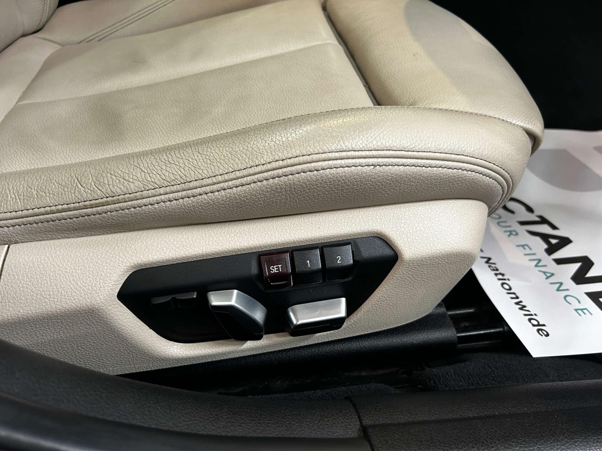 BMW 3 Series view 44