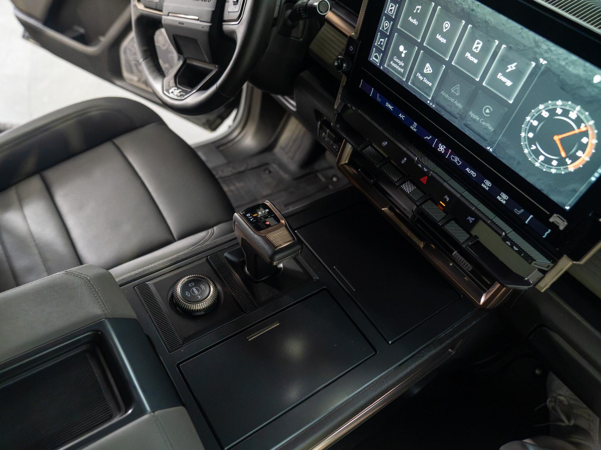 Hummer H3 view 15