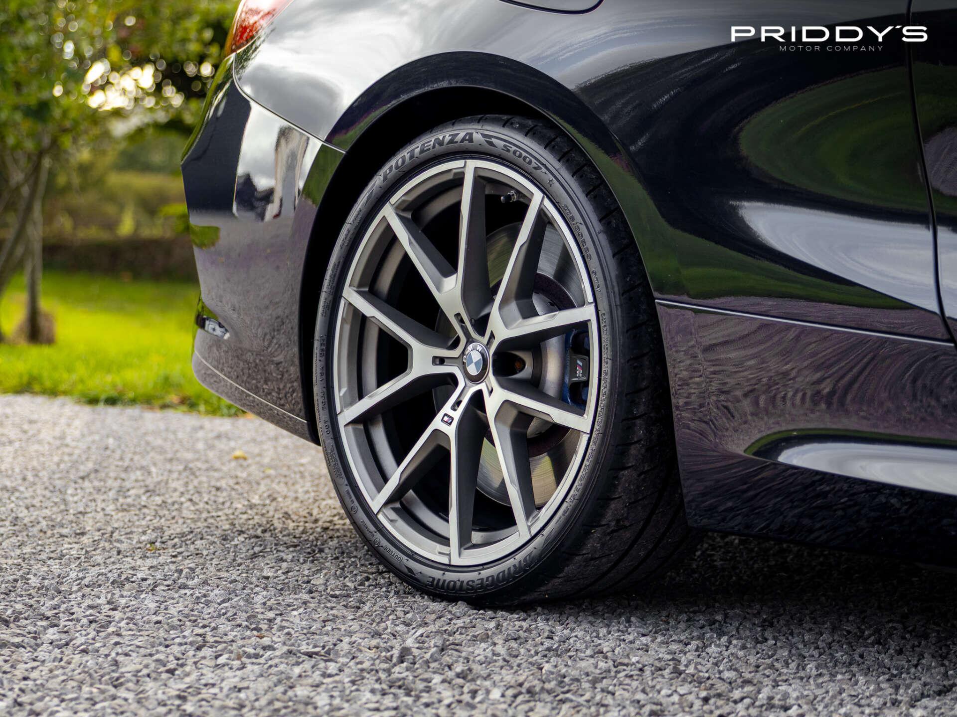 BMW 8 Series view 7