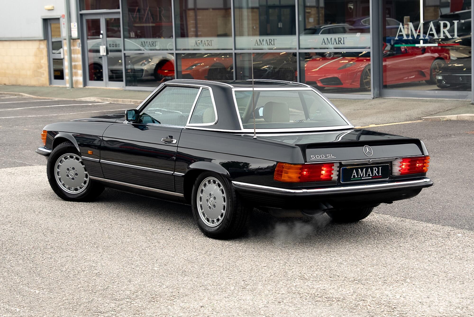 Mercedes-Benz 500 SL view 70