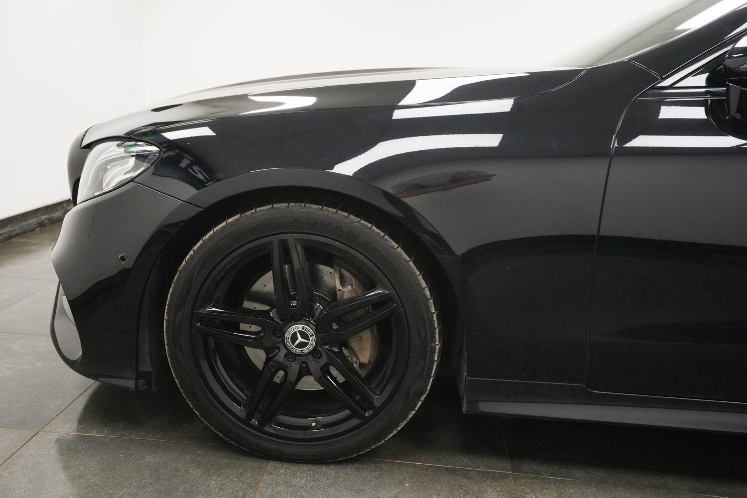 Mercedes-Benz E Class view 5