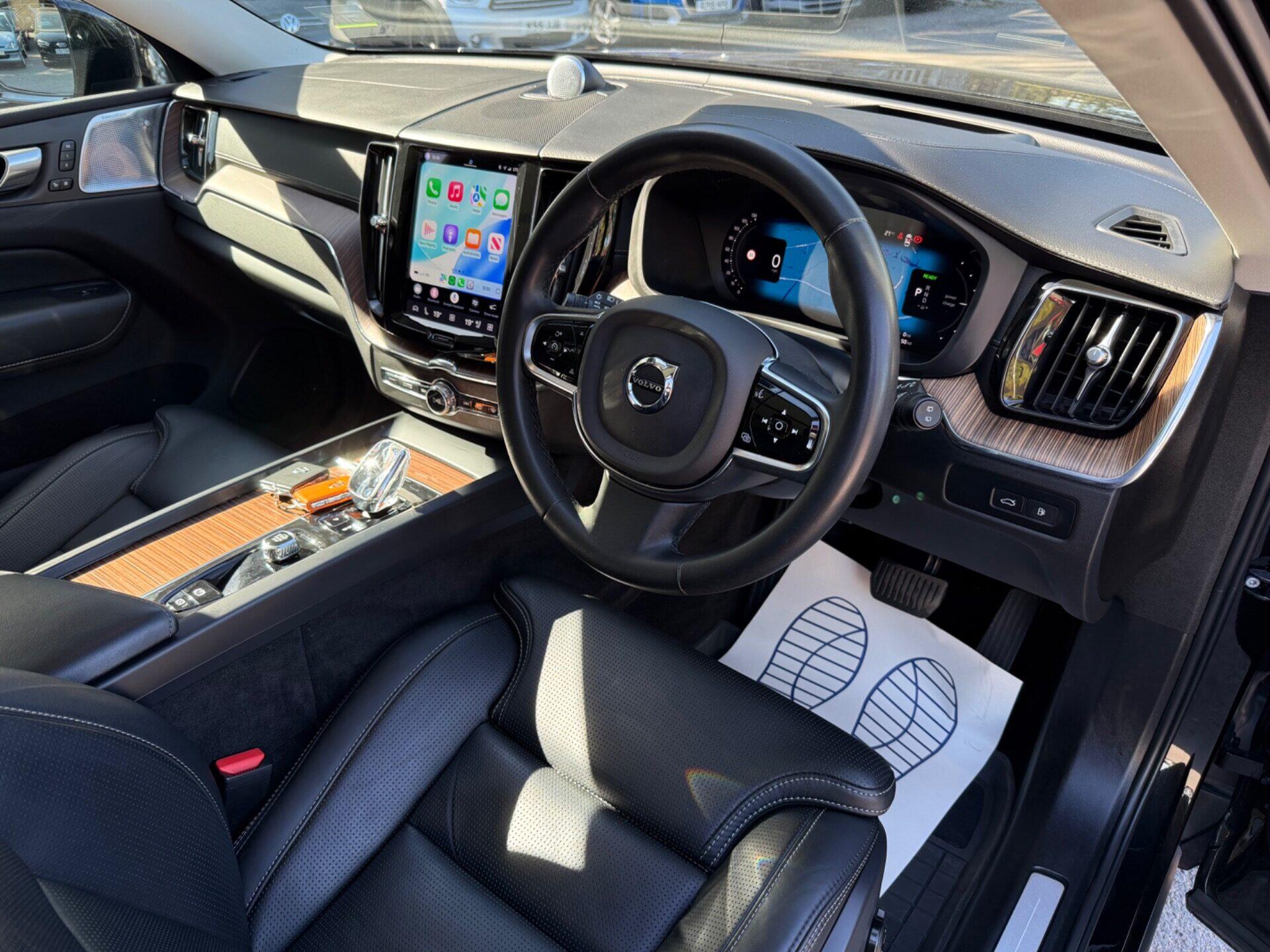 Volvo XC60 view 15