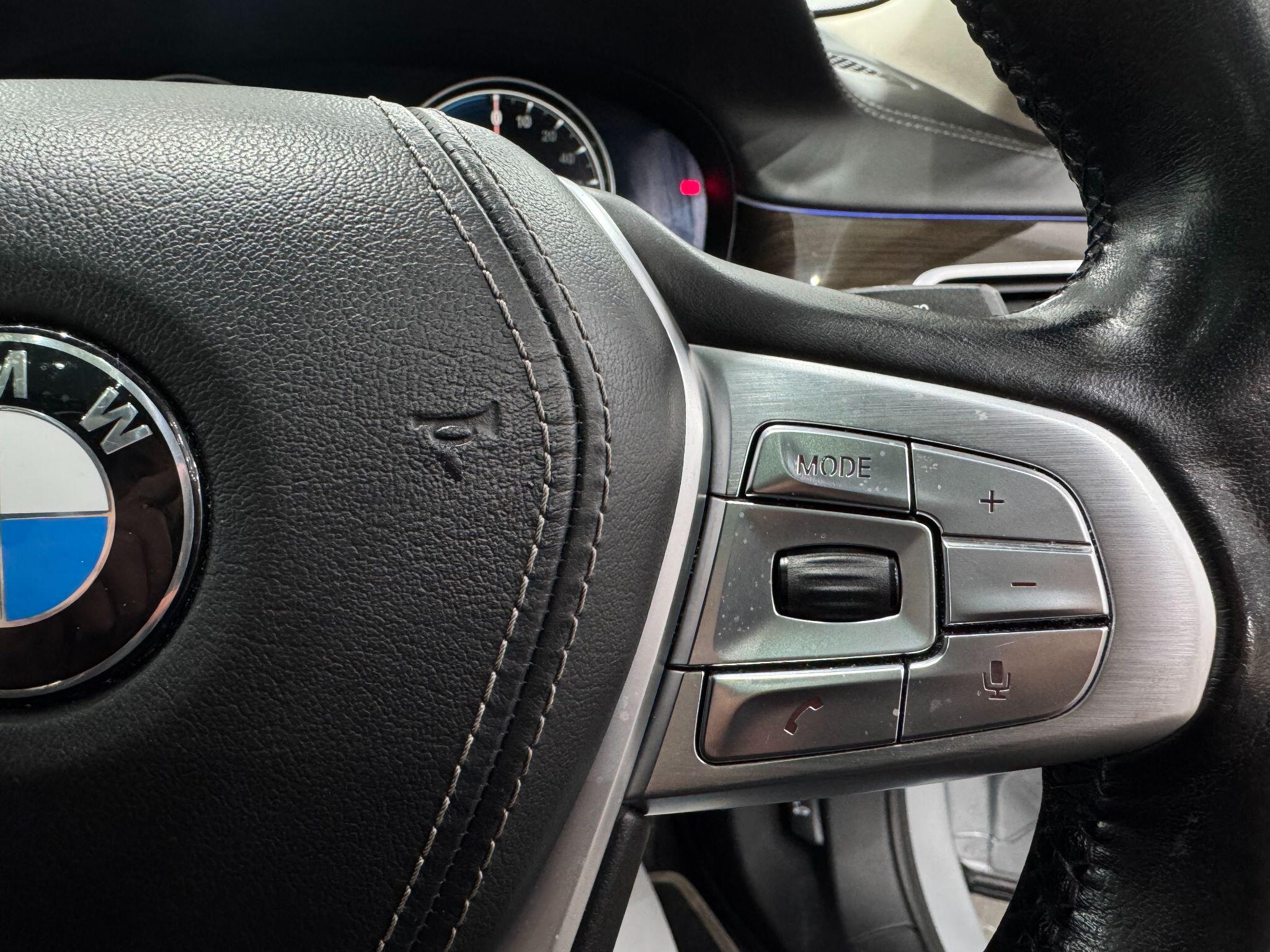 BMW 7 Series view 34