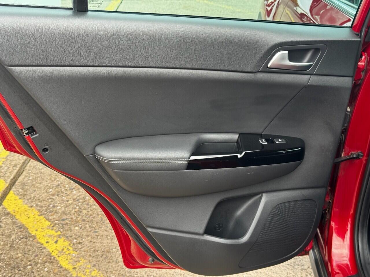 Kia Sportage view 29