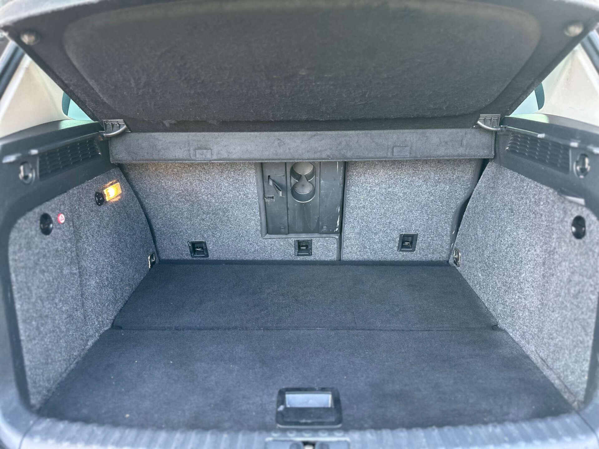 Volkswagen Tiguan view 16