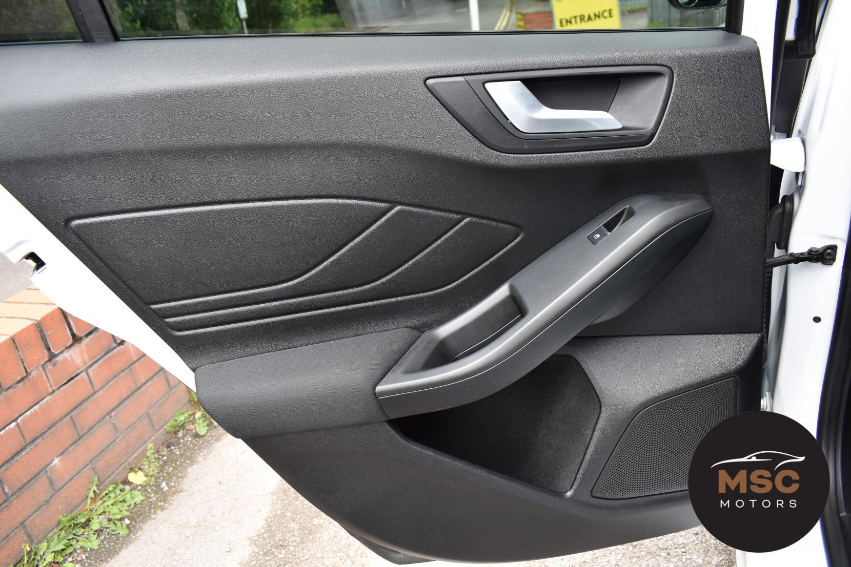 Ford Focus view 62