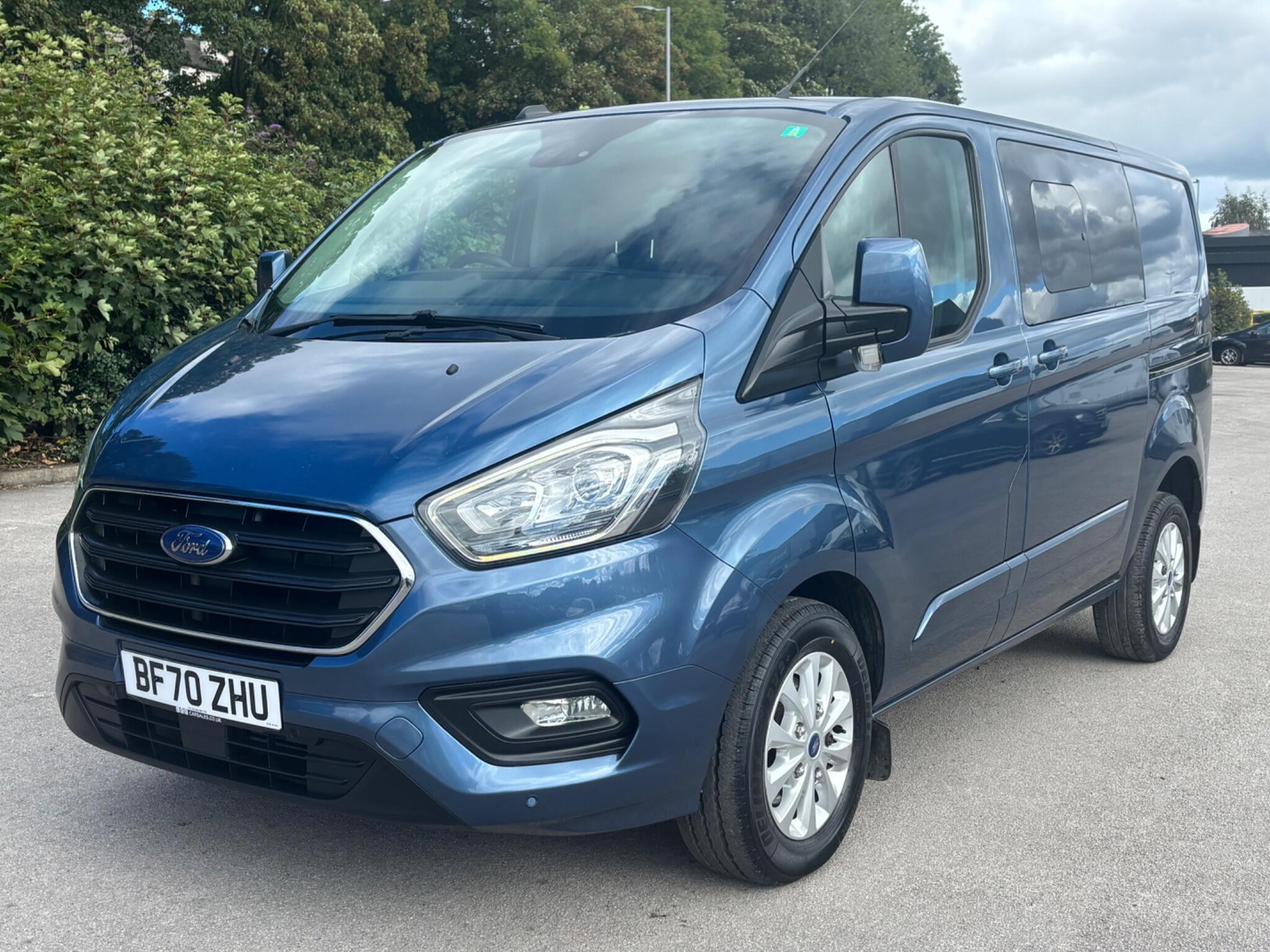 Ford Transit Custom main image