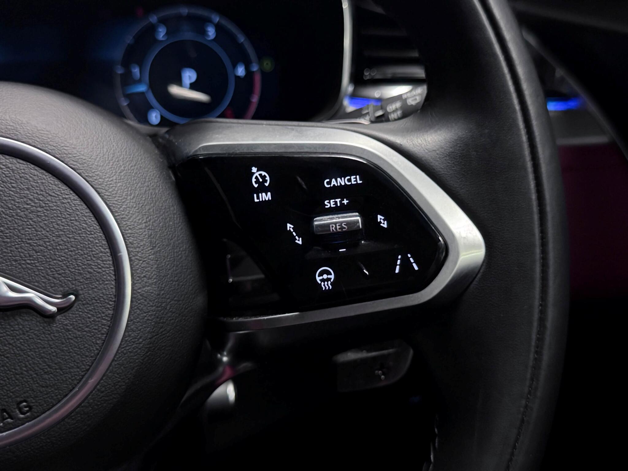 Jaguar F-Pace view 22