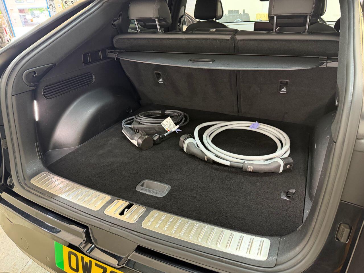 Genesis GV60 view 19