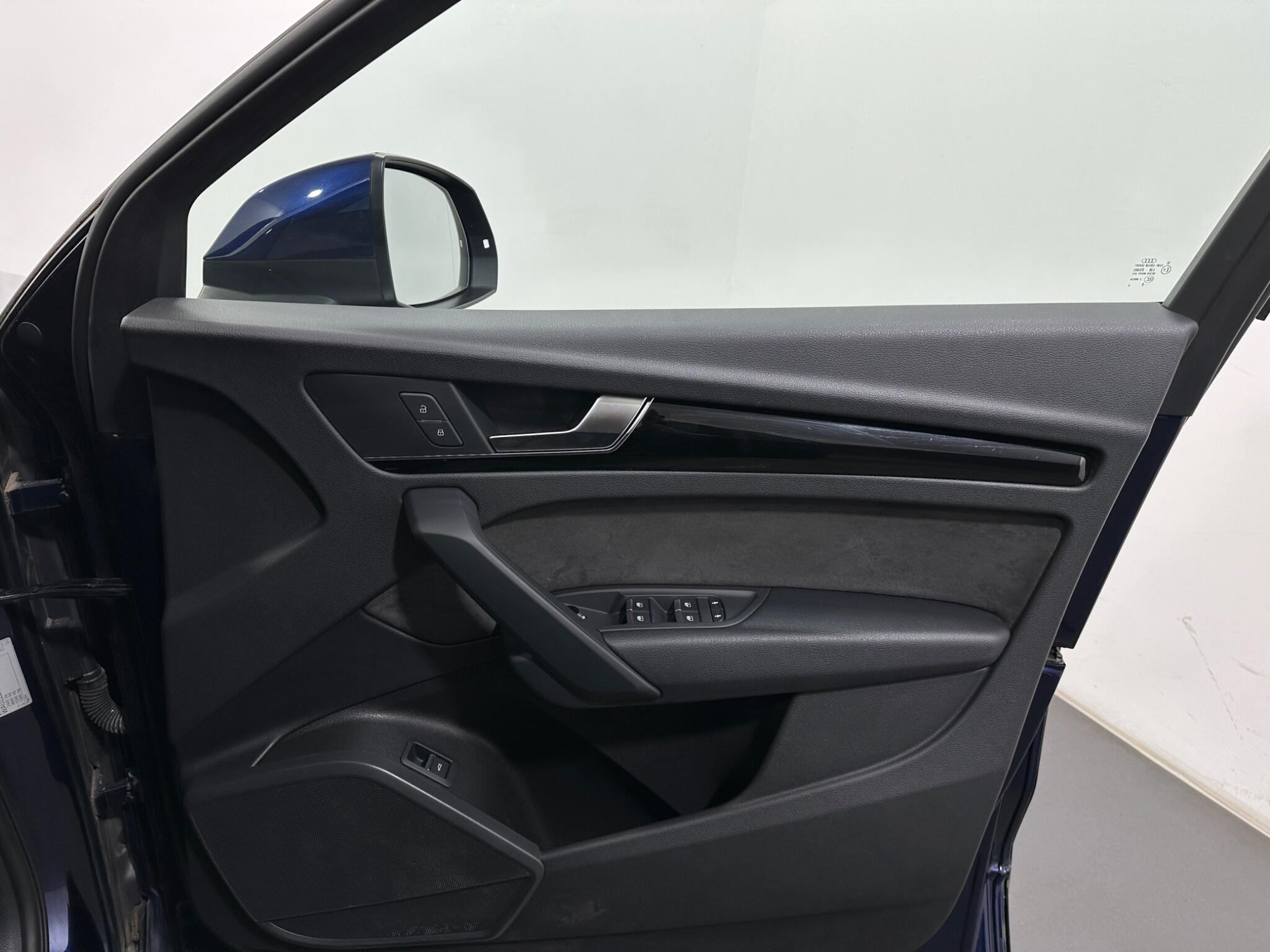 Audi Q5 view 33