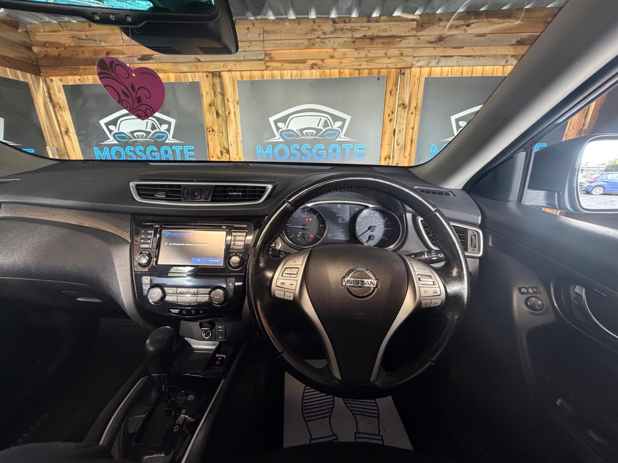 Nissan X-Trail view 15