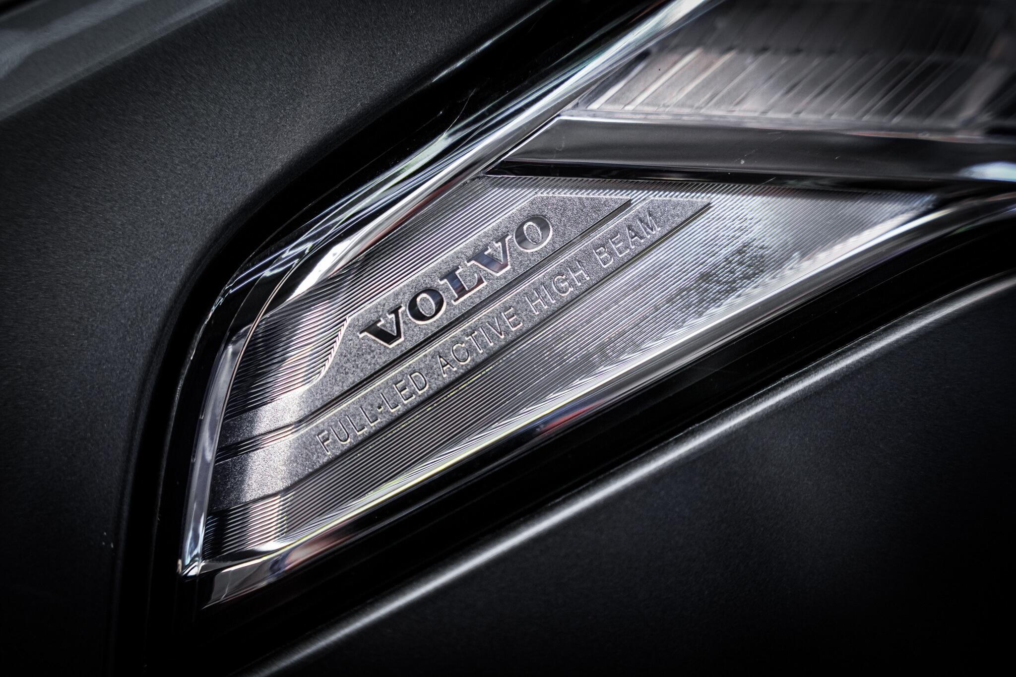 Volvo XC90 view 35