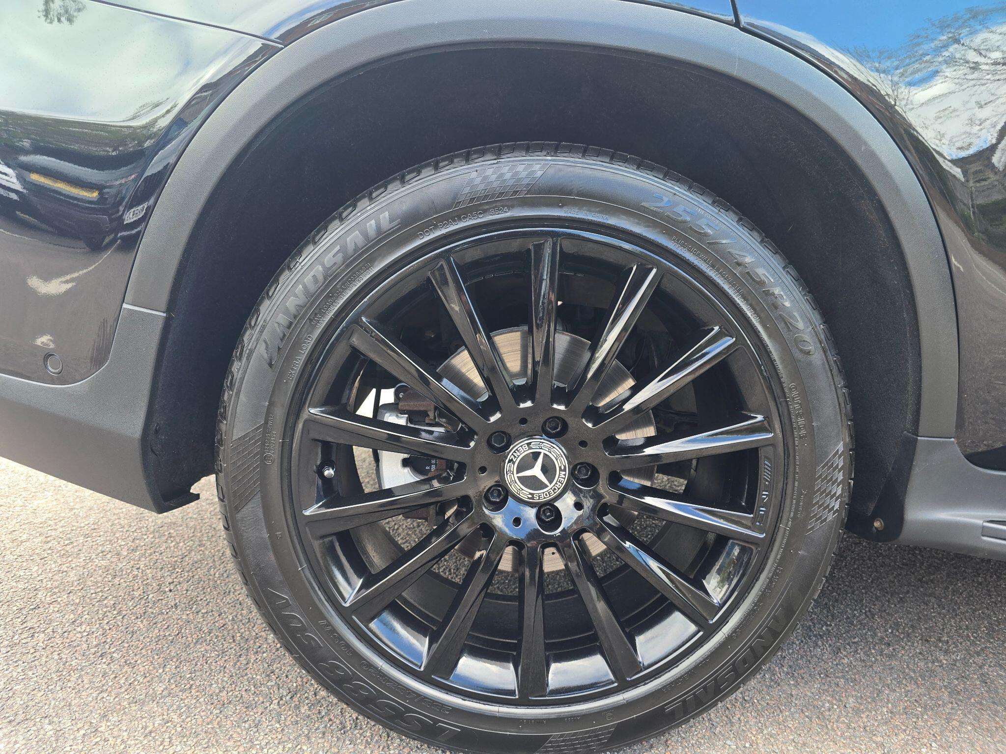 Mercedes-Benz GLC view 79