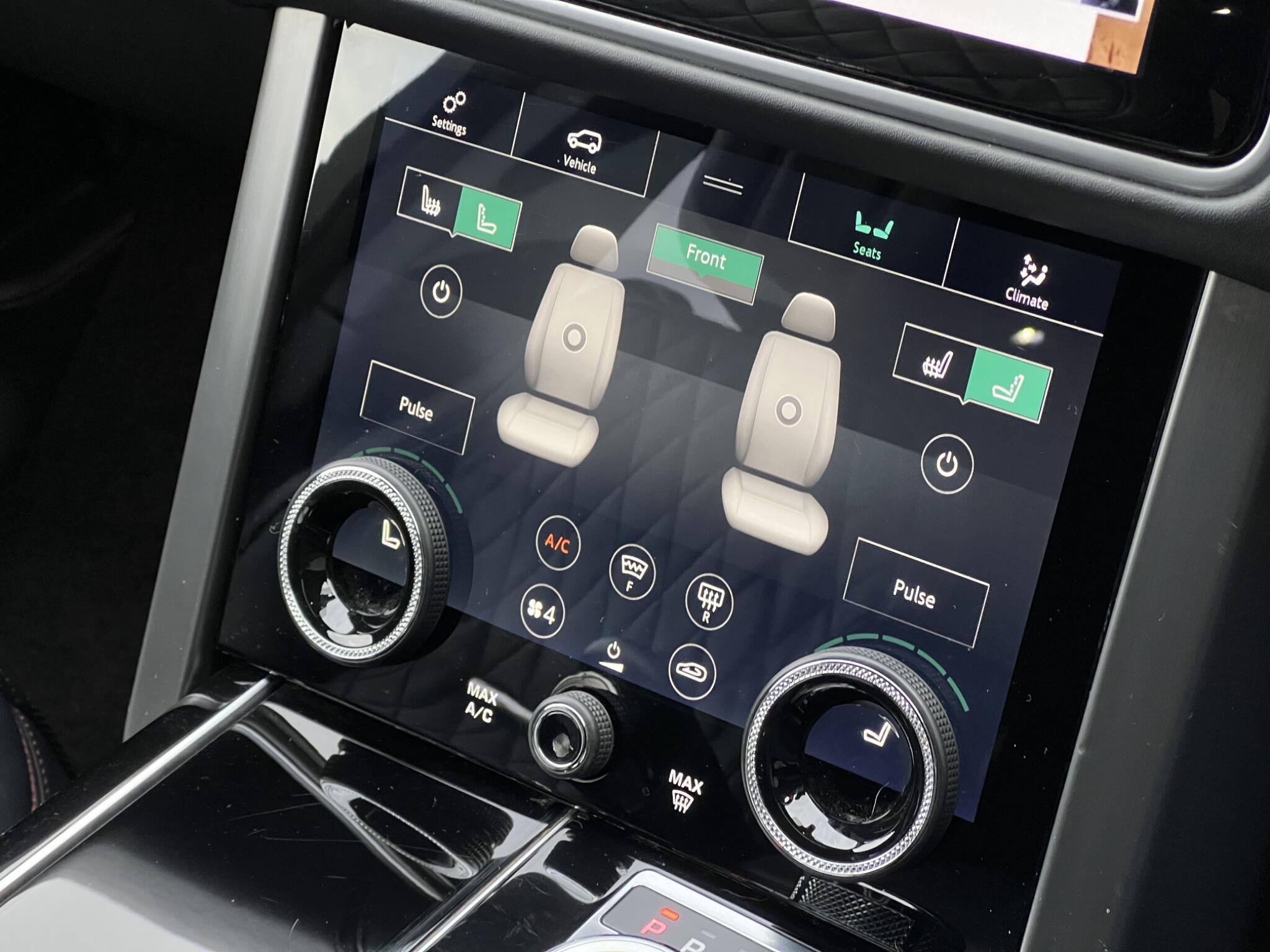 Land Rover Range Rover view 31