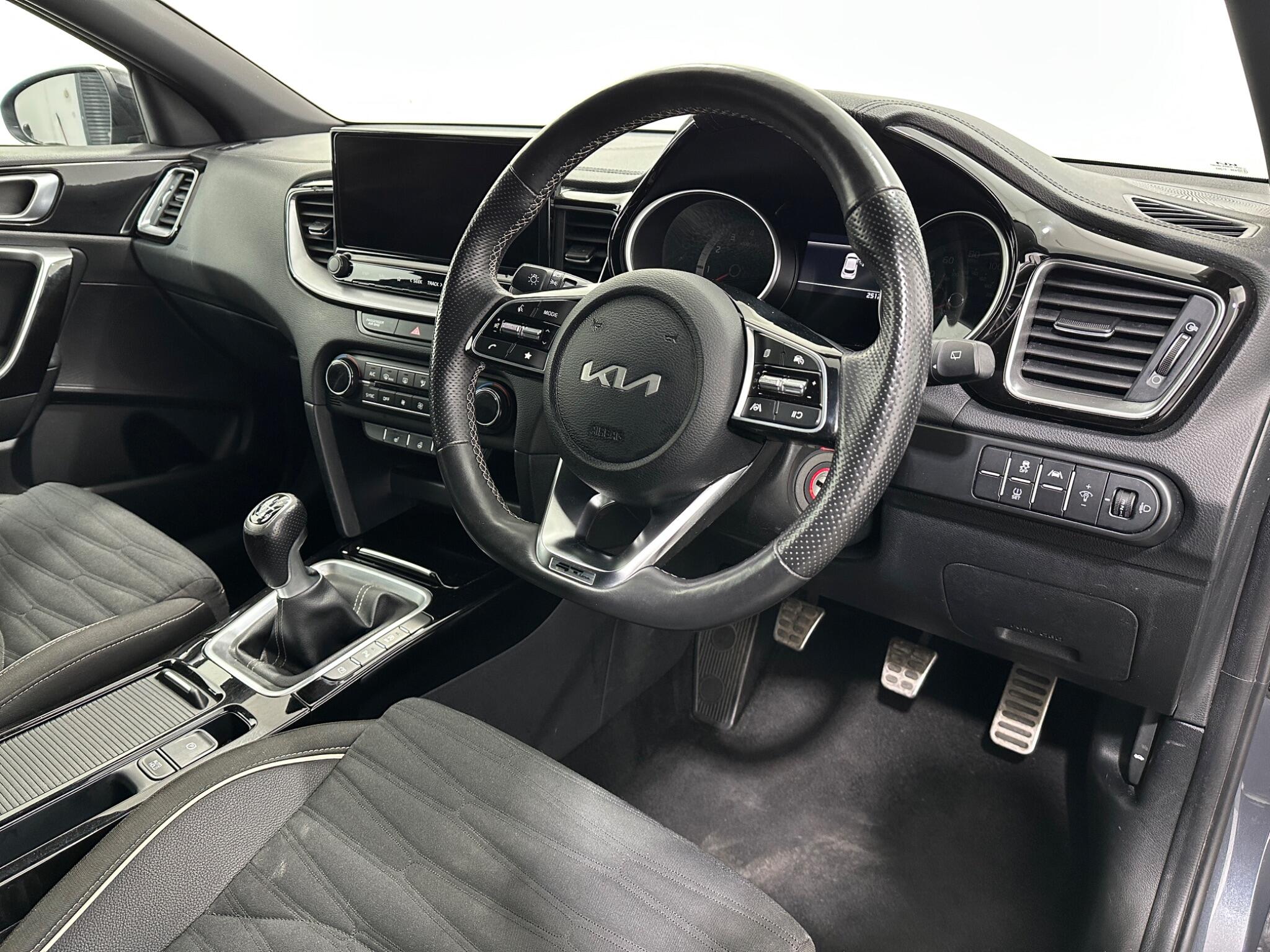 Kia Xceed view 11