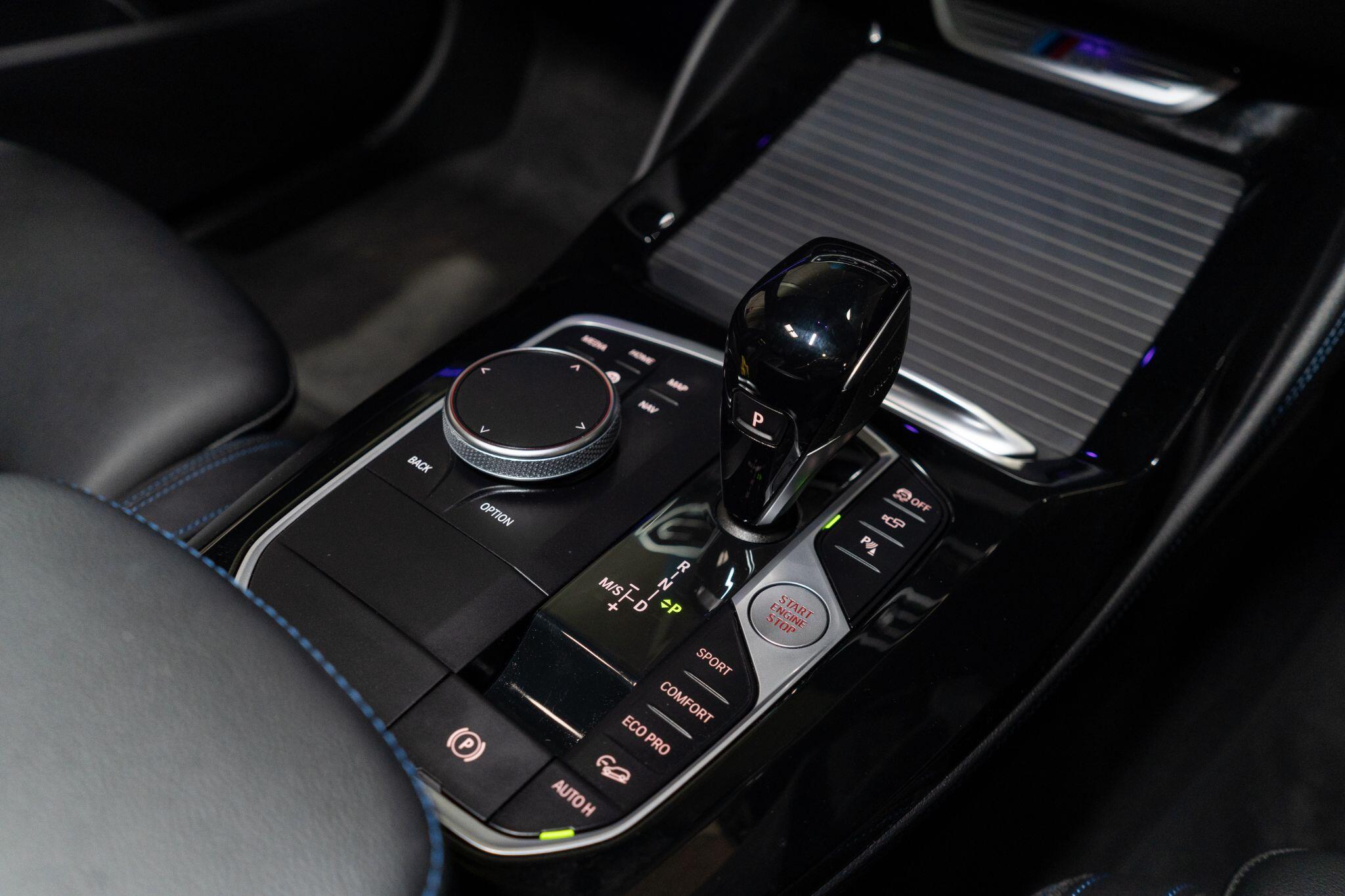 BMW X4 view 26