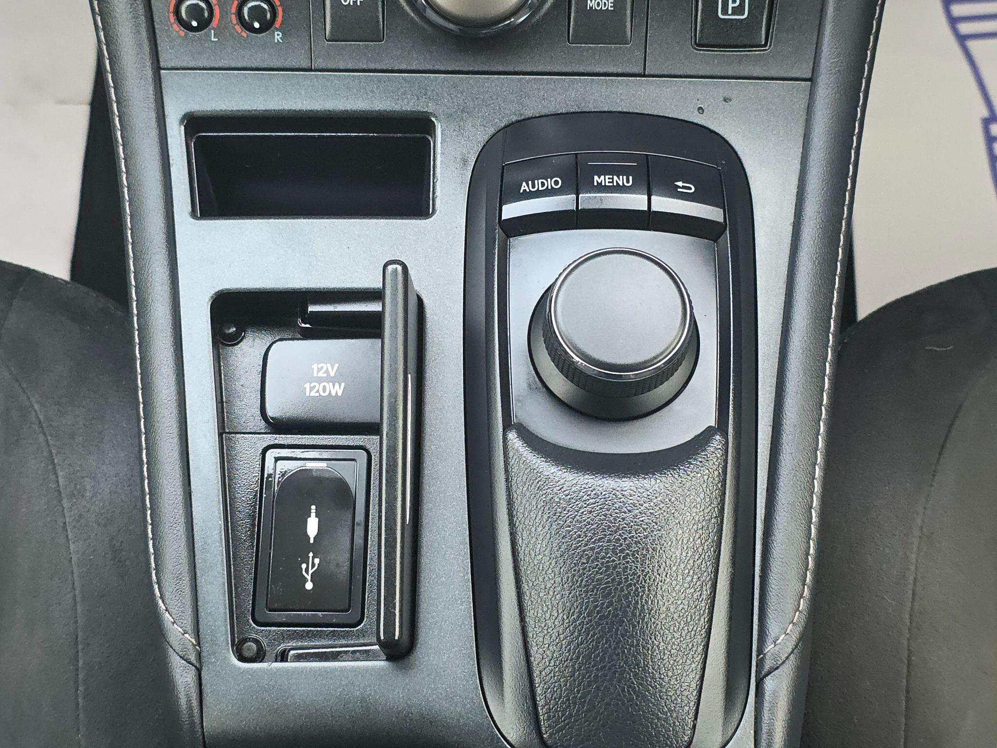 2015 Lexus CT image 21