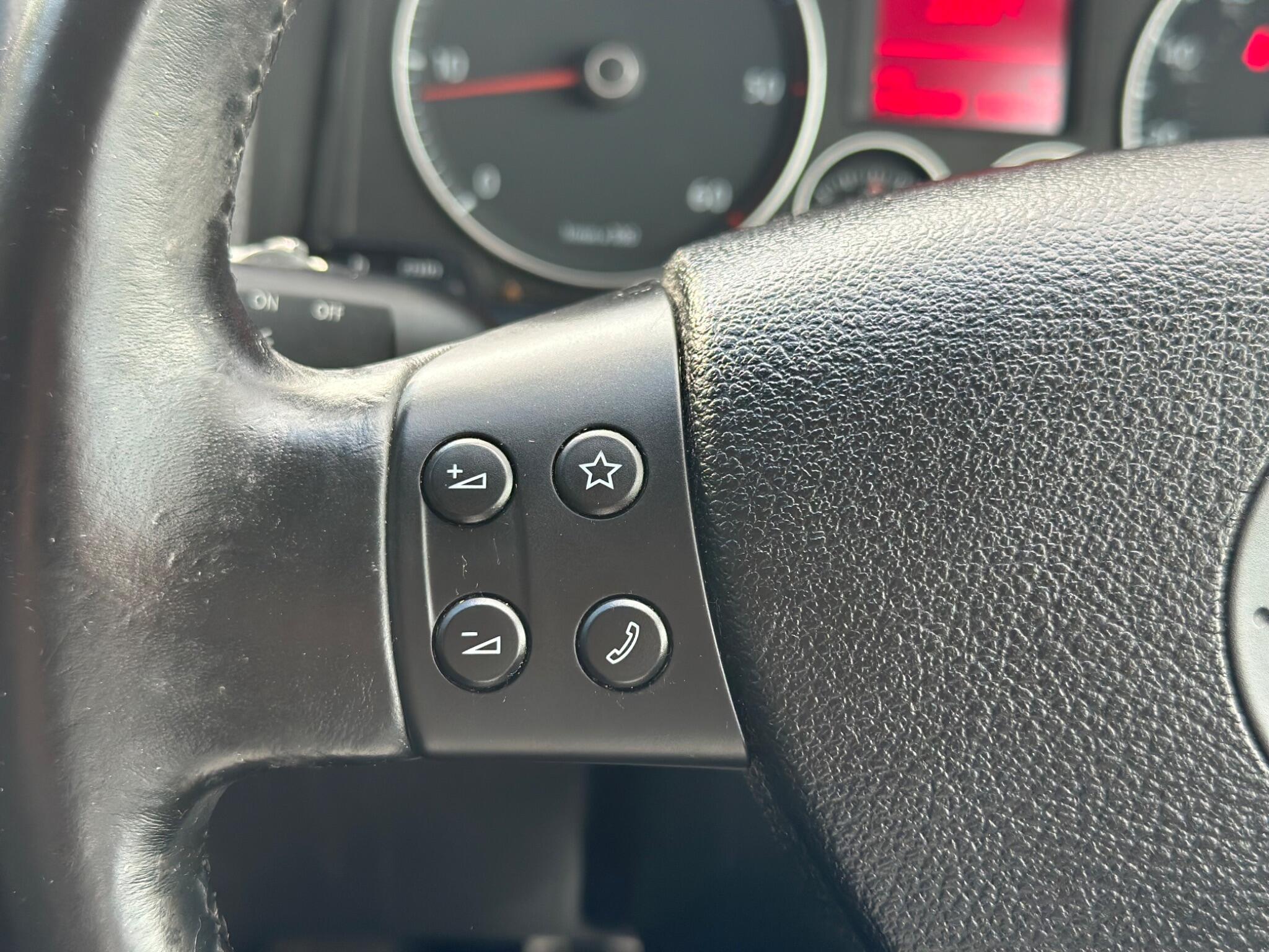 Volkswagen Golf view 30