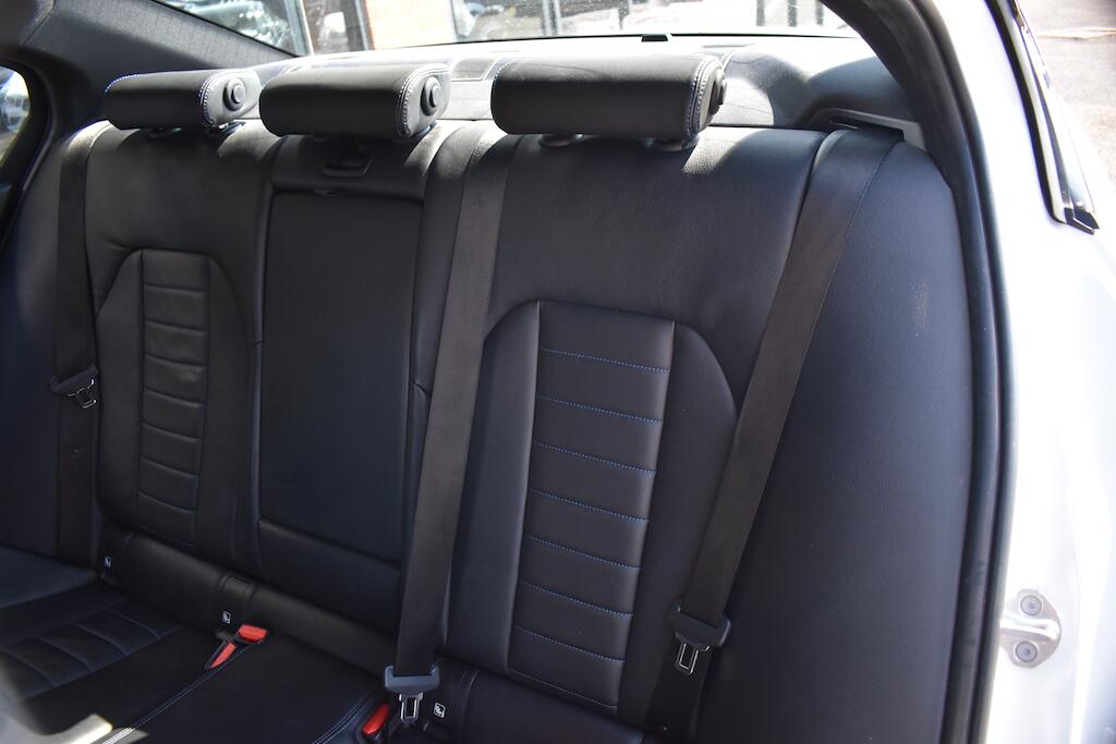 BMW 3 Series view 40
