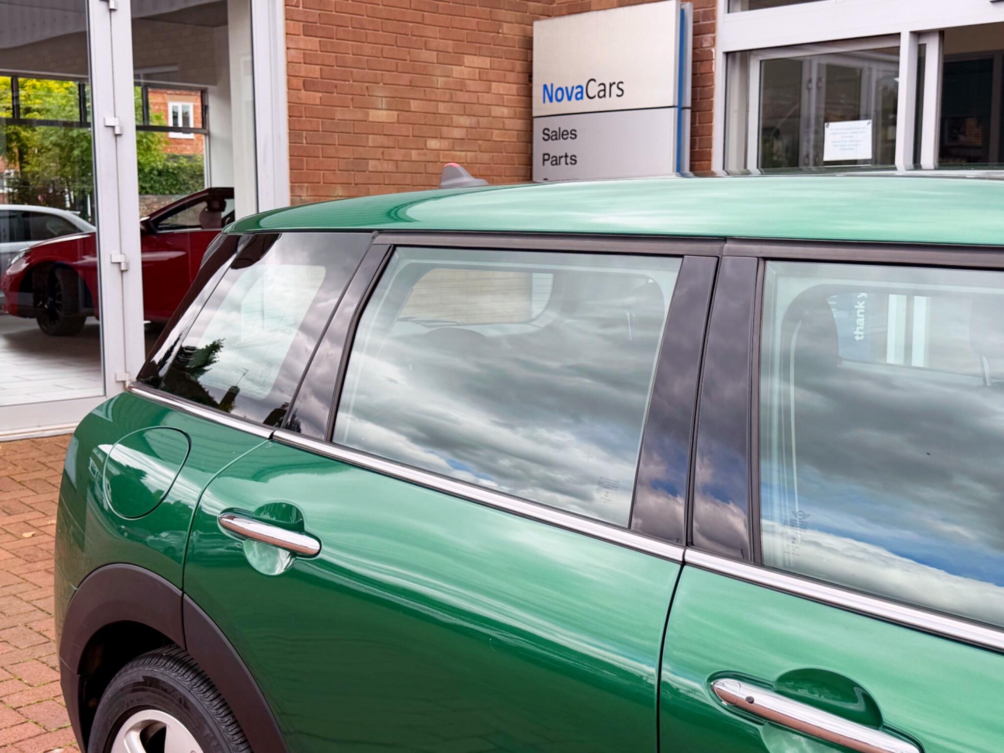 Mini Clubman view 50