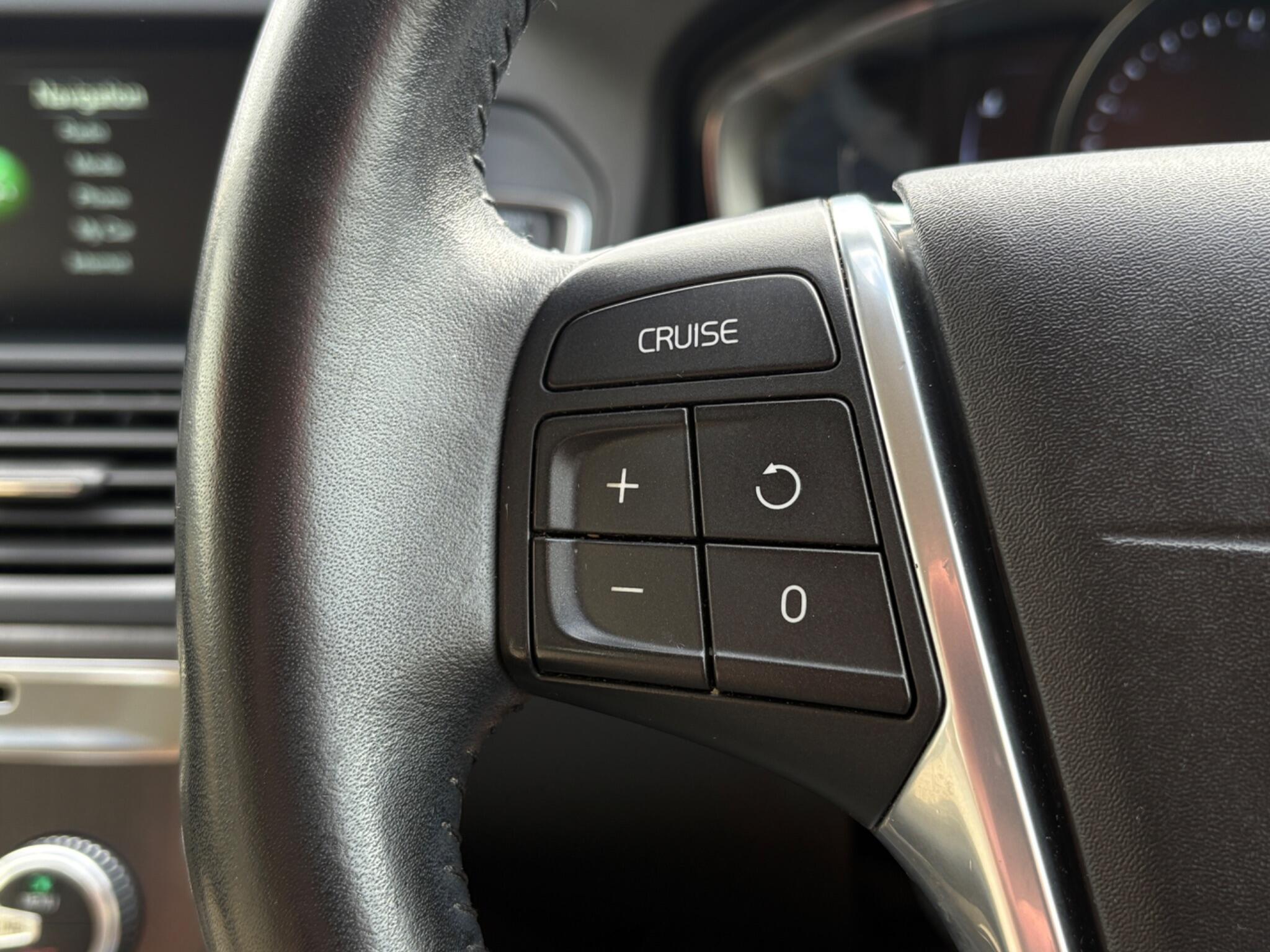 Volvo XC60 view 36
