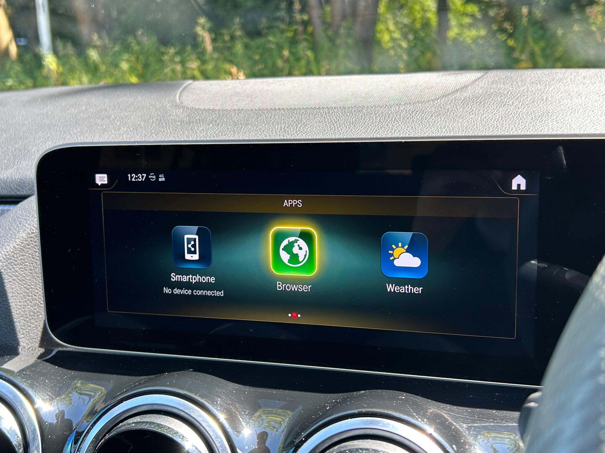 Mercedes-Benz Gla view 45