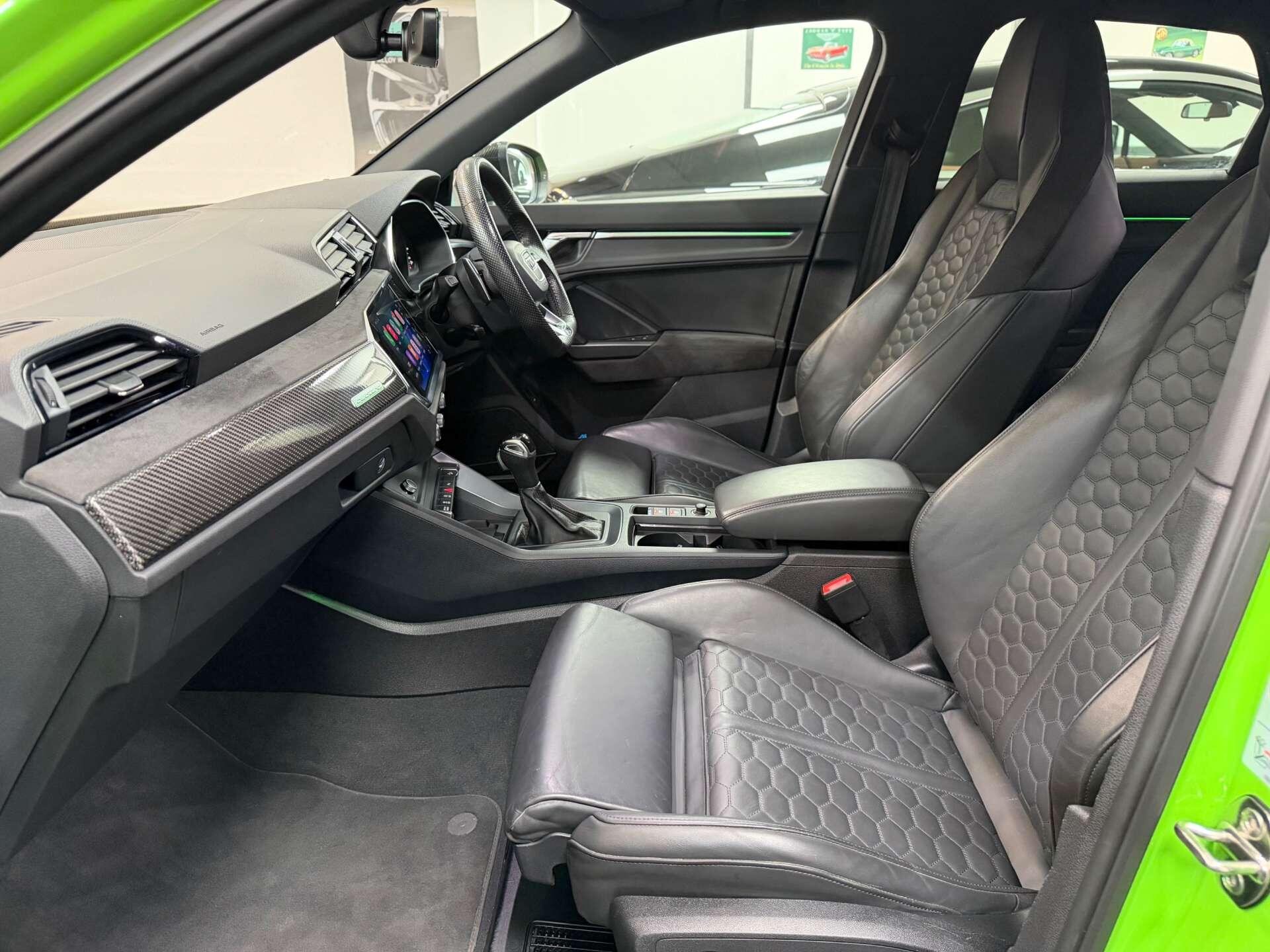 Audi RS Q3 view 38