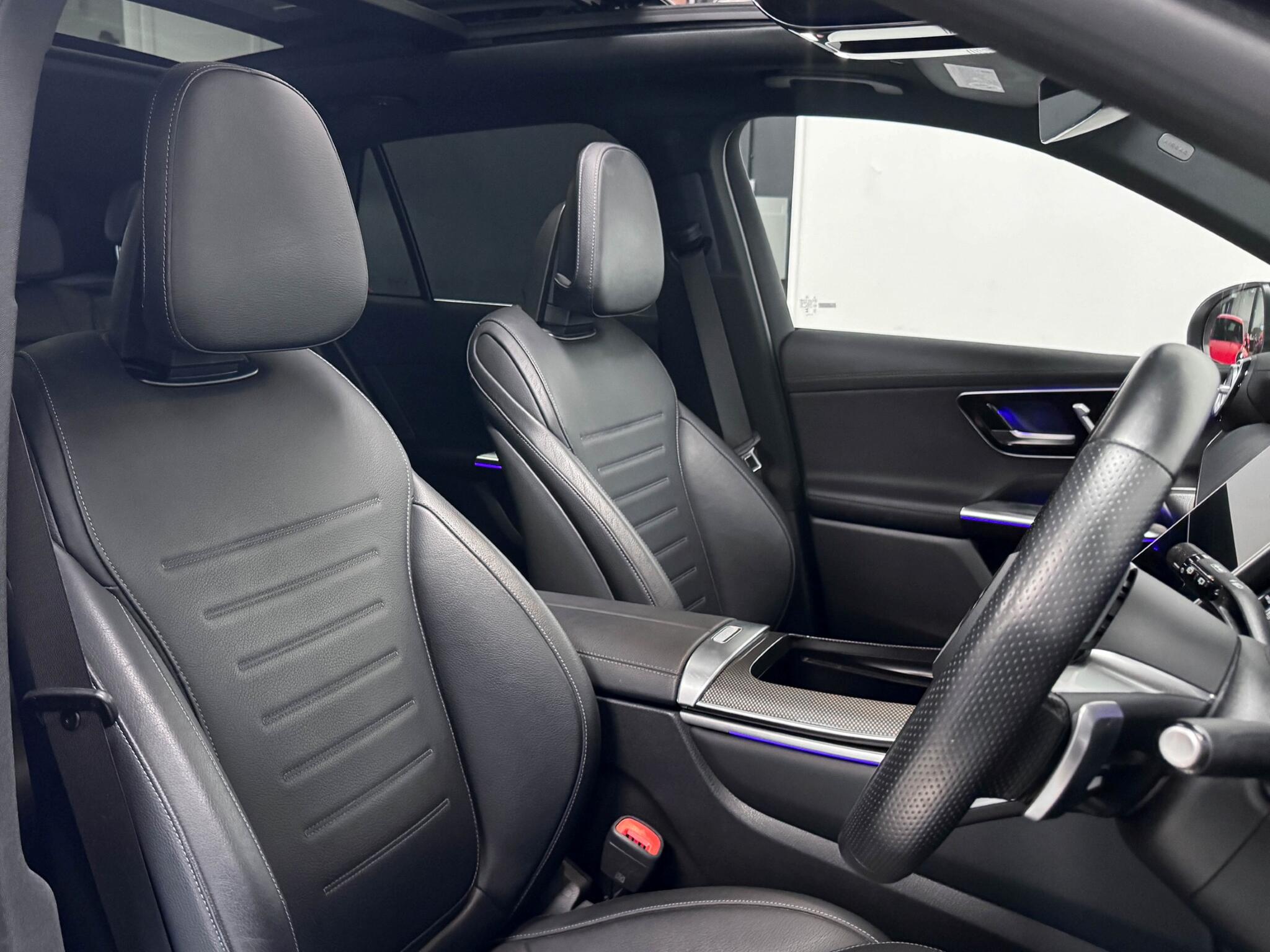 Mercedes-Benz GLC view 32
